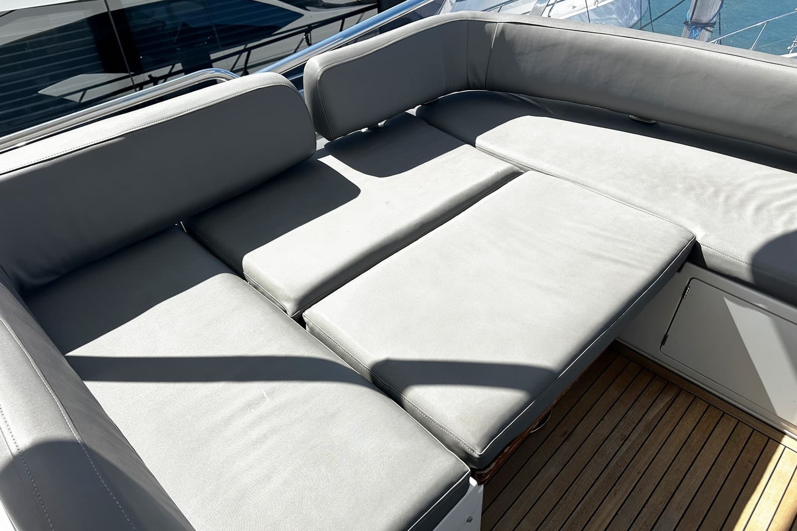 2018 Azimut Flybridge - Photo 10