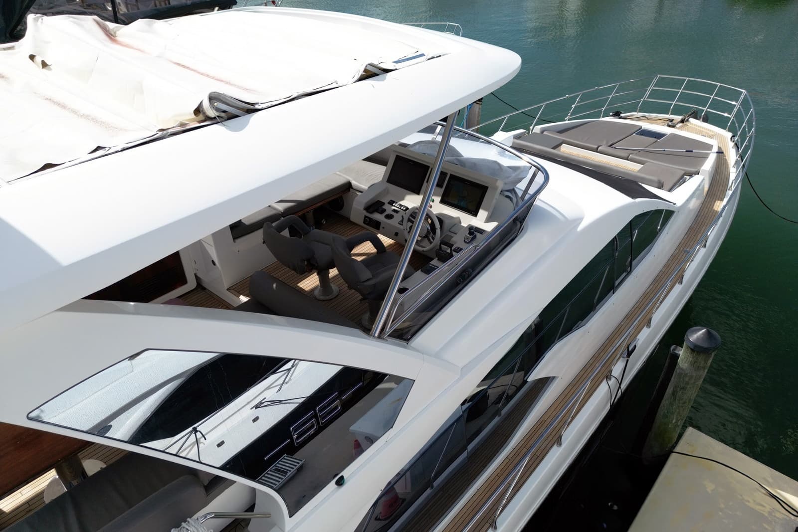 2018 Azimut Flybridge - Photo 6