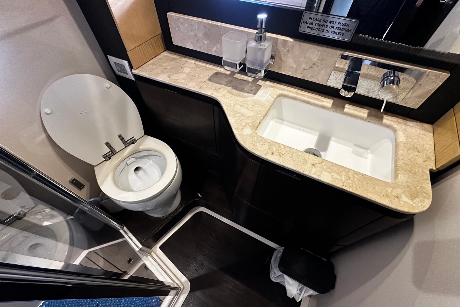 2018 Azimut Flybridge - Photo 31