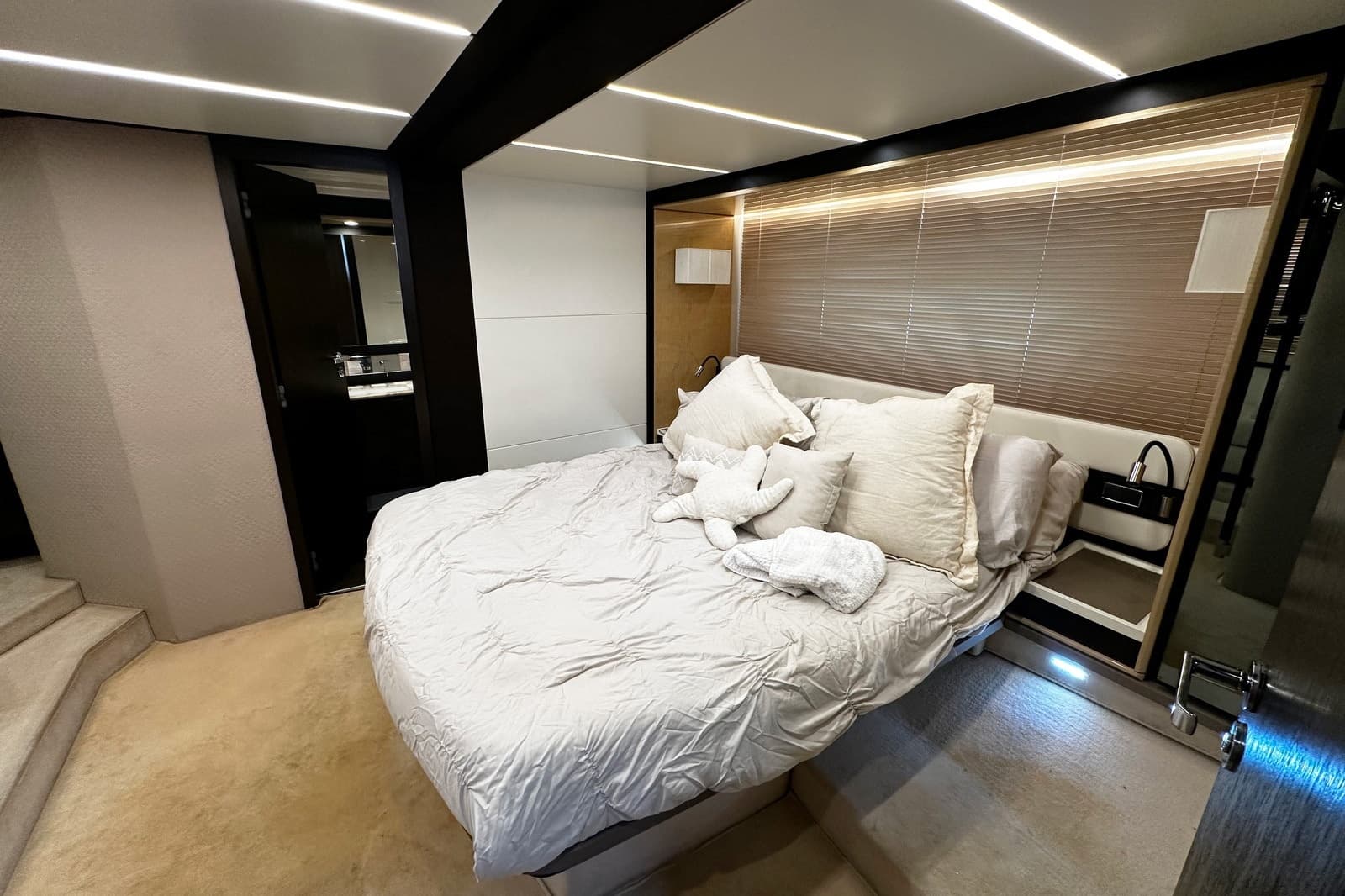 2018 Azimut Flybridge - Photo 26