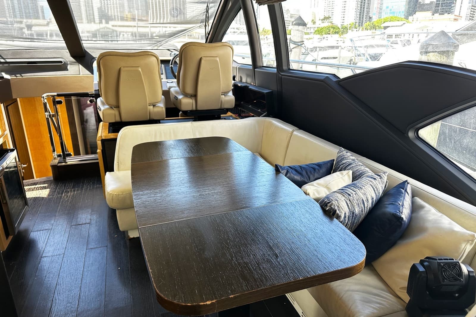 2018 Azimut Flybridge - Photo 22