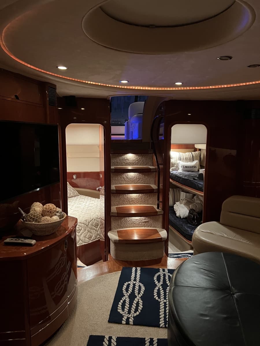 2004 Viking Princess V58 - Photo 21