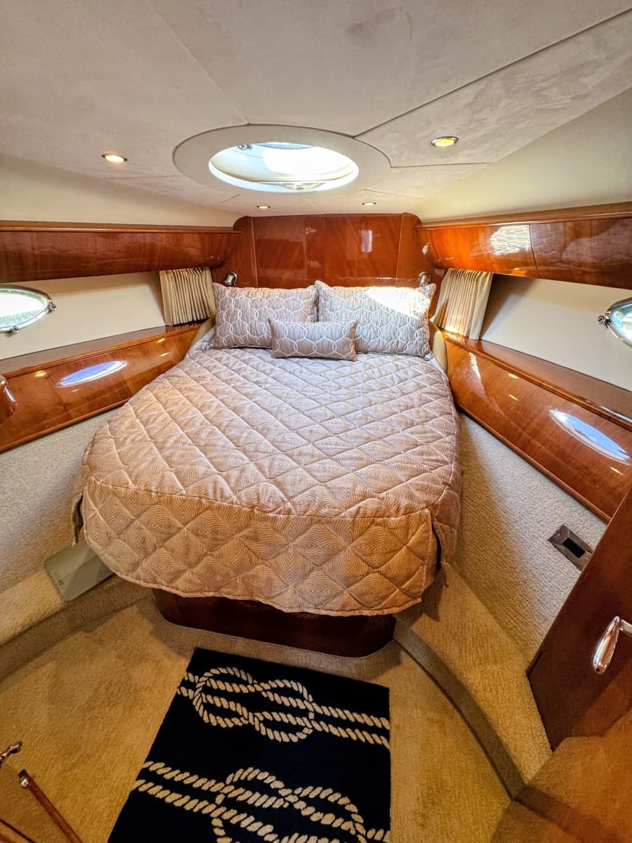 2004 Viking Princess V58 - Photo 38