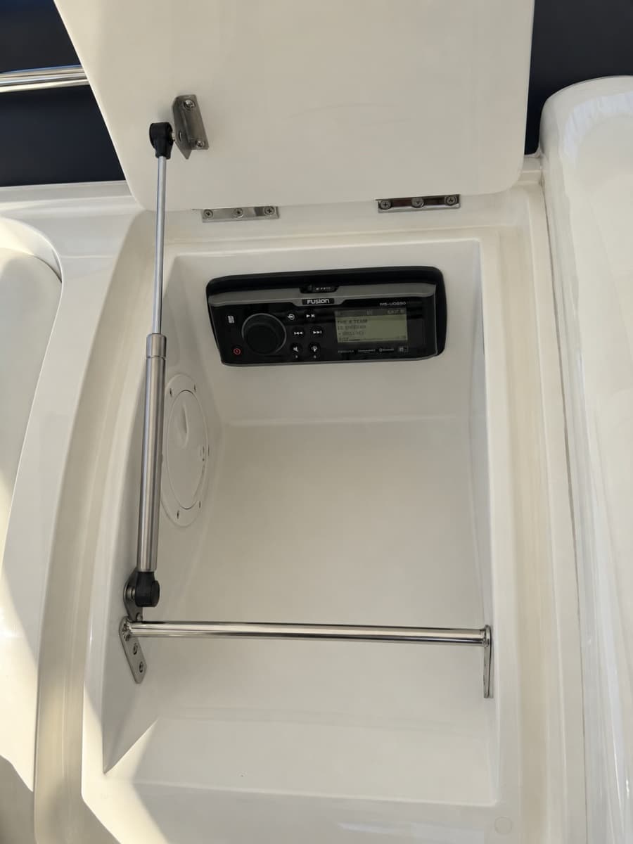 2004 Viking Princess V58 - Photo 25