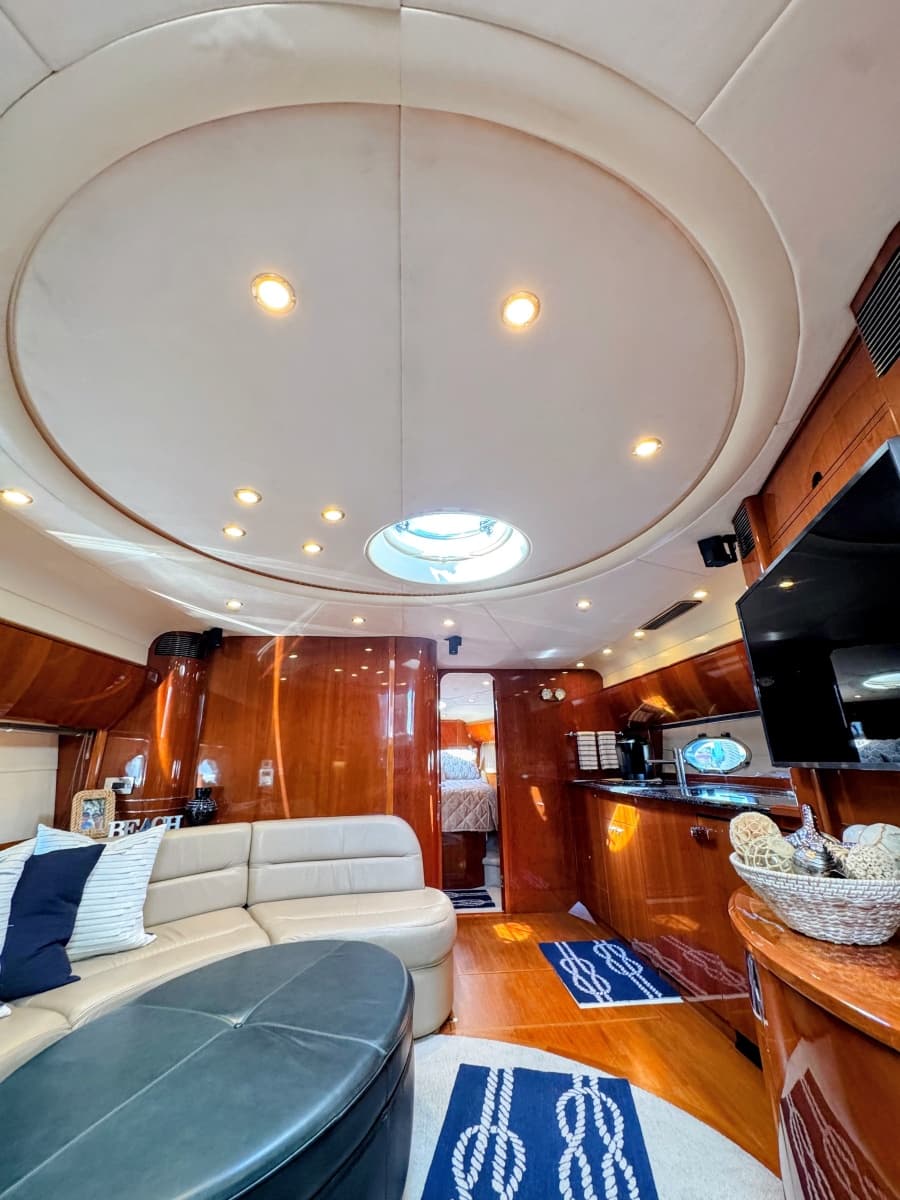 2004 Viking Princess V58 - Photo 37