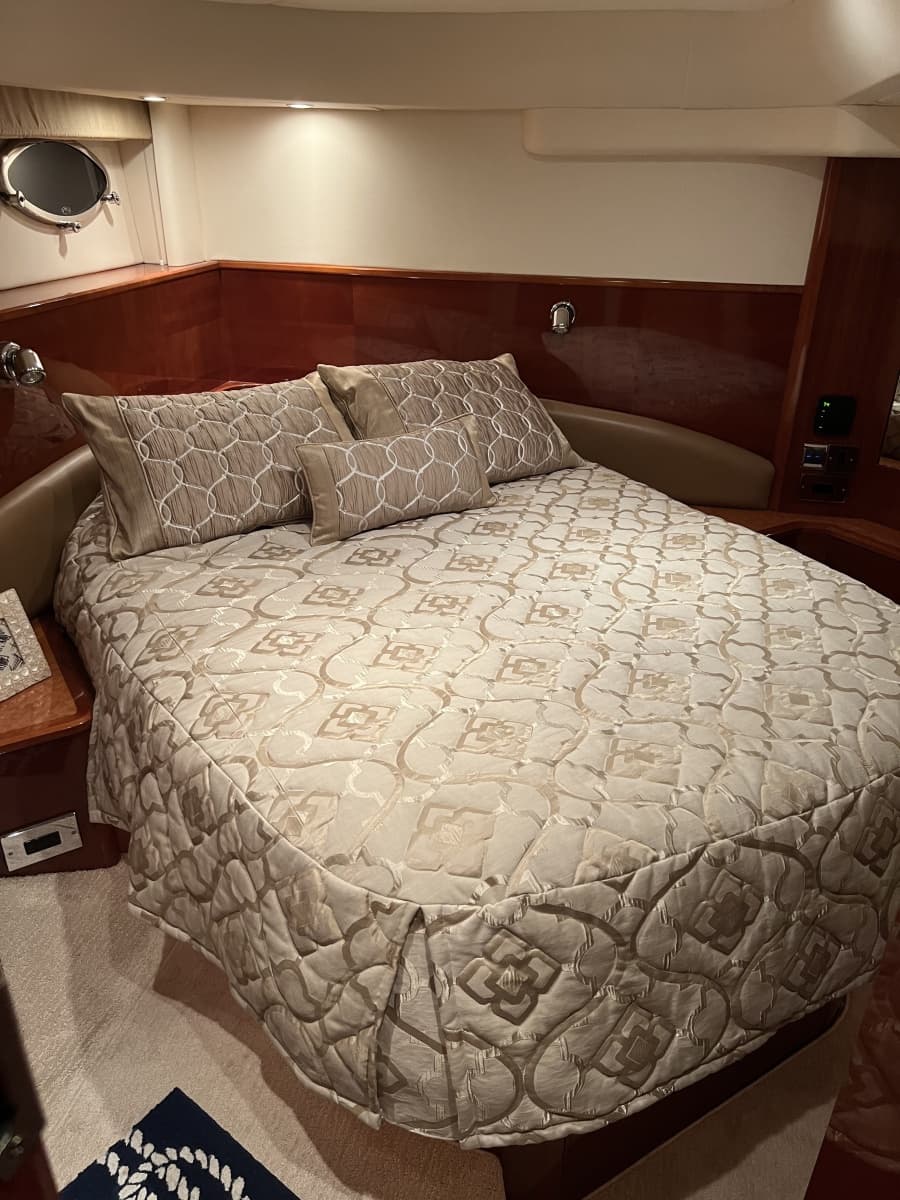 2004 Viking Princess V58 - Photo 24