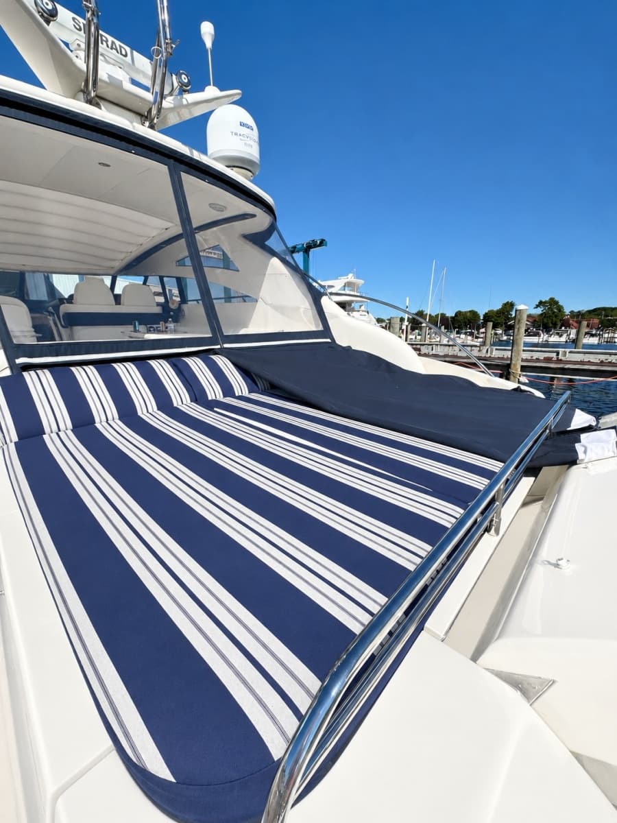 2004 Viking Princess V58 - Photo 9