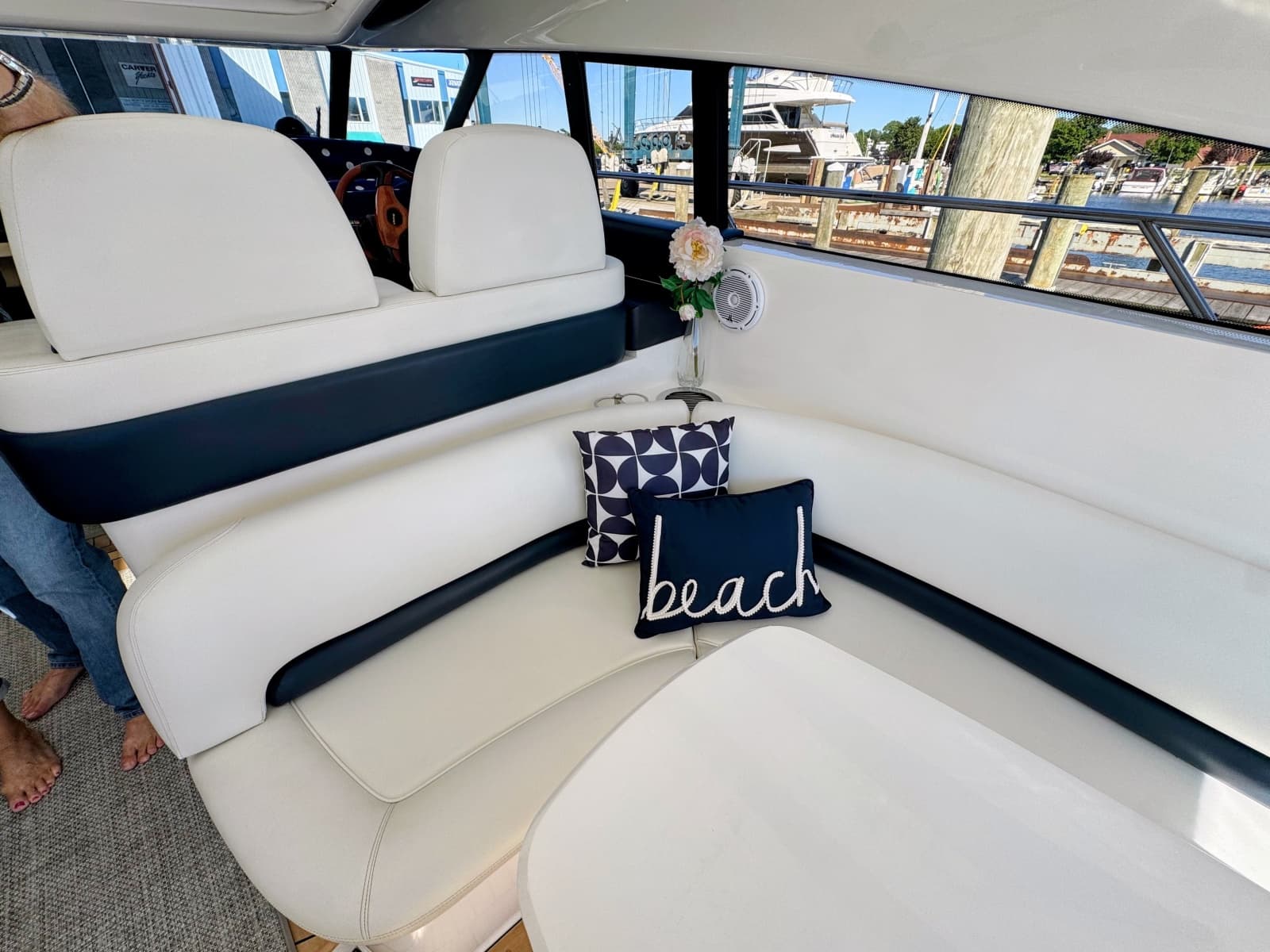 2004 Viking Princess V58 - Photo 20
