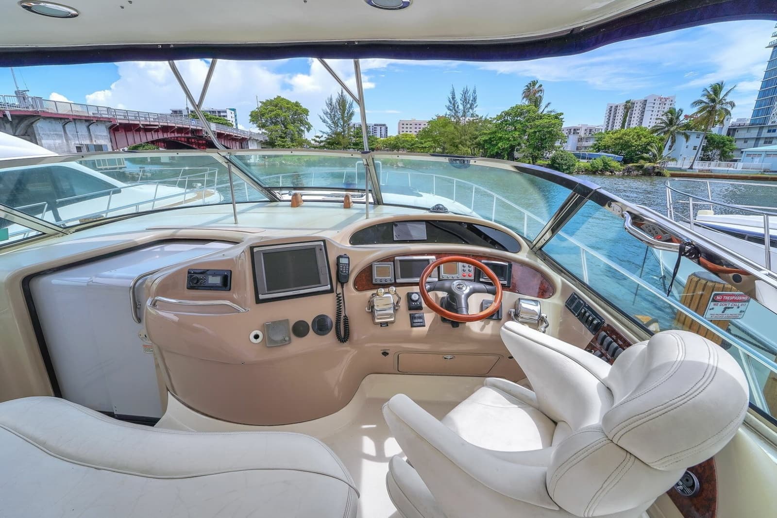 2004 Sea Ray 460 Sundancer - Photo 13