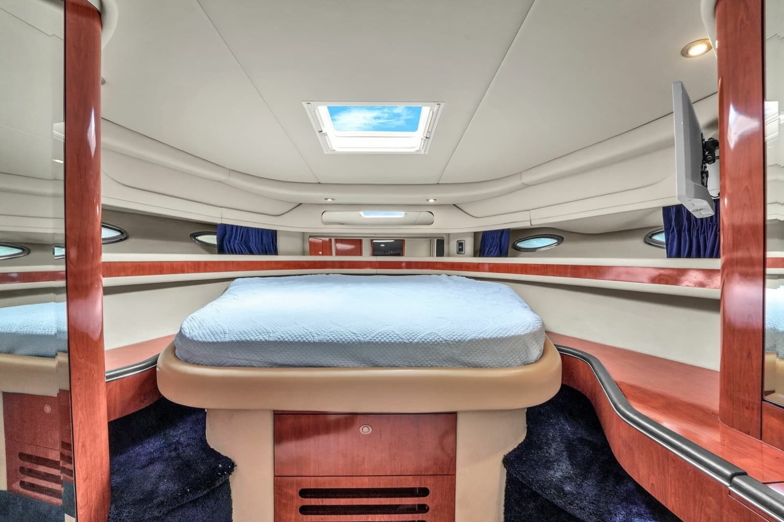 2004 Sea Ray 460 Sundancer - Photo 23