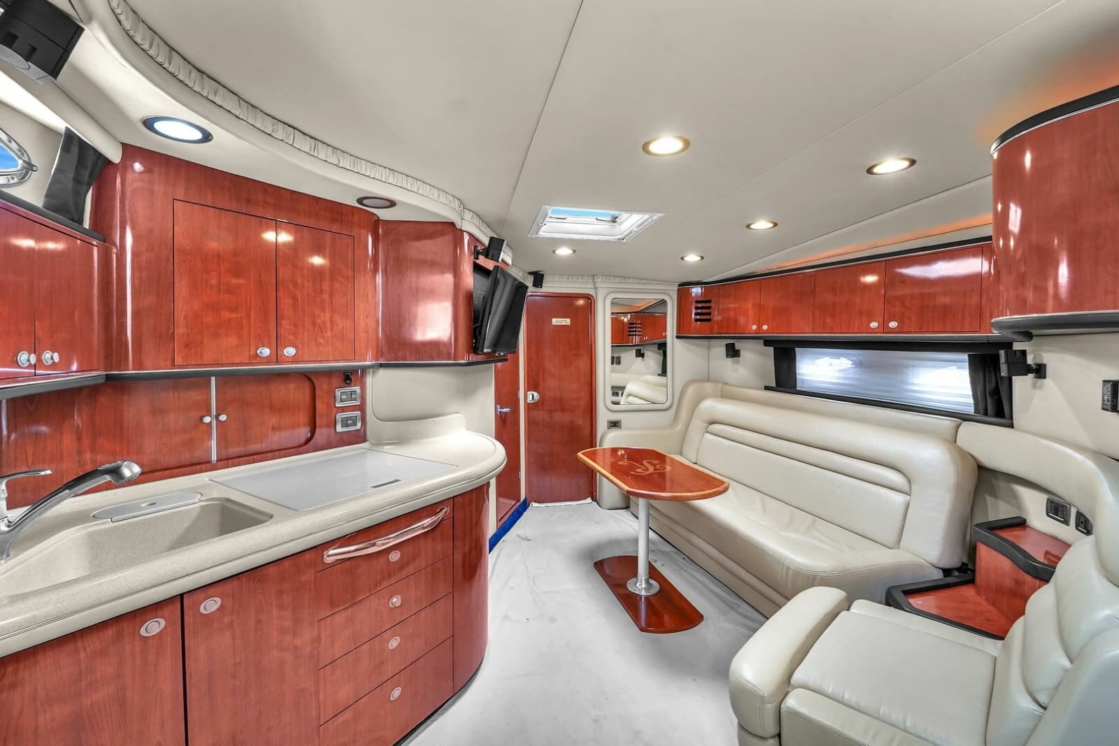 2004 Sea Ray 460 Sundancer - Photo 20