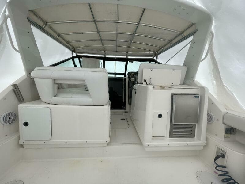 2003 Tiara Yachts 3100 Open - Photo 2