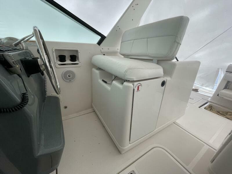 2003 Tiara Yachts 3100 Open - Photo 6