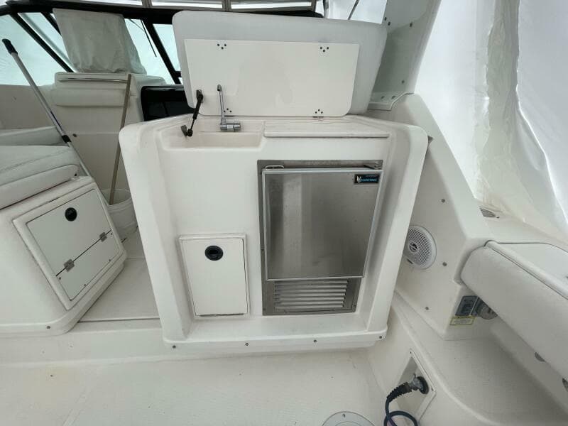 2003 Tiara Yachts 3100 Open - Photo 3