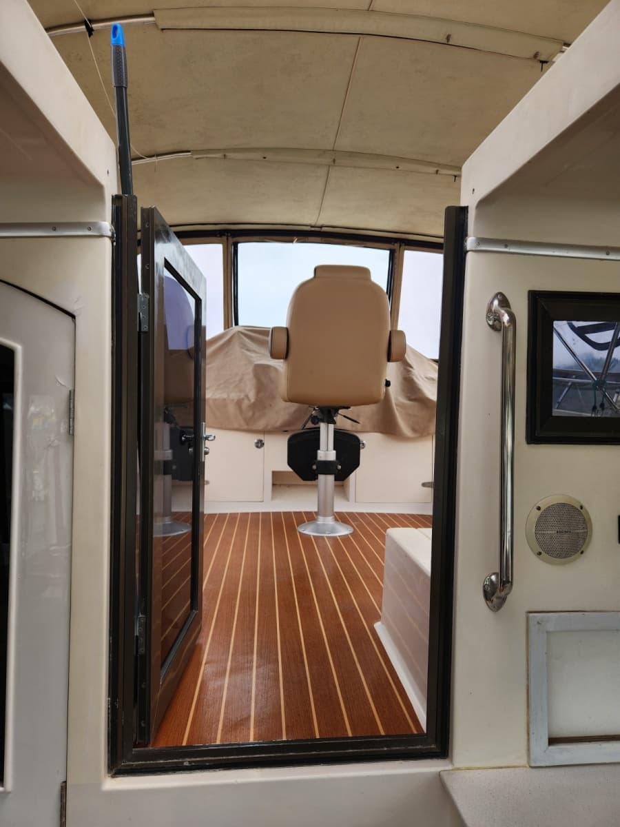 1989 Hyatt Double Cabin Motoryacht - Photo 15