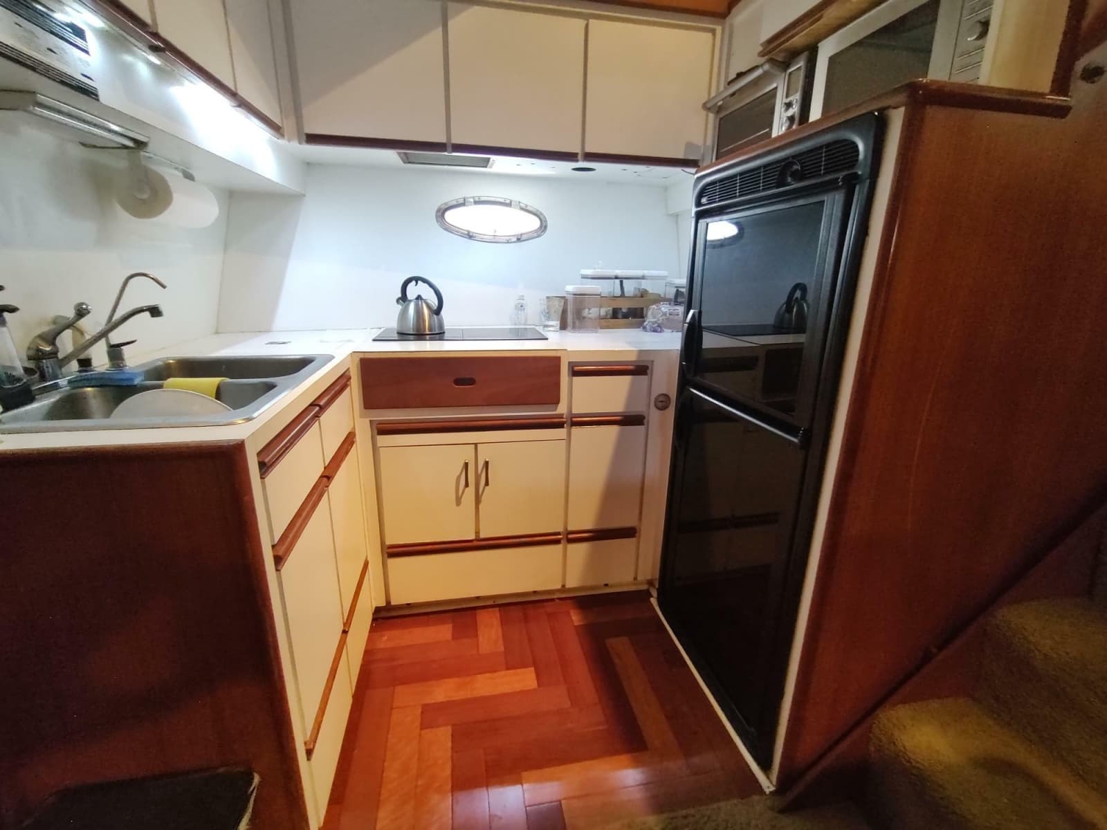 1989 Hyatt Double Cabin Motoryacht - Photo 45