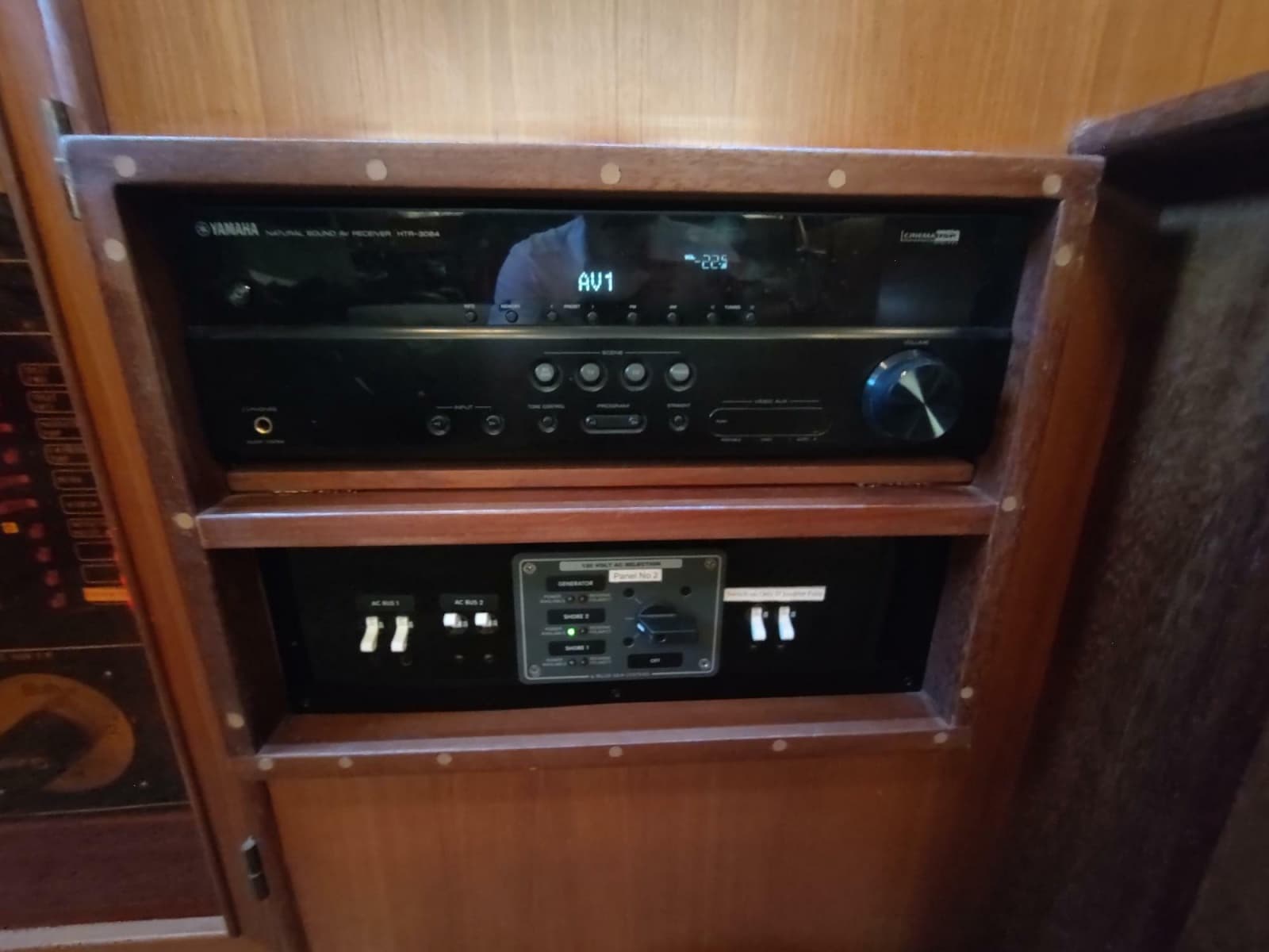 1989 Hyatt Double Cabin Motoryacht - Photo 39