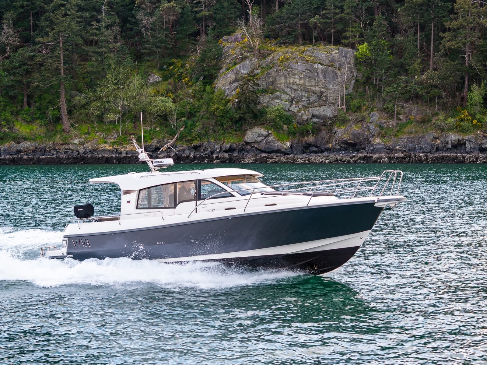 2022 Nimbus 365 Coupe - Photo 46