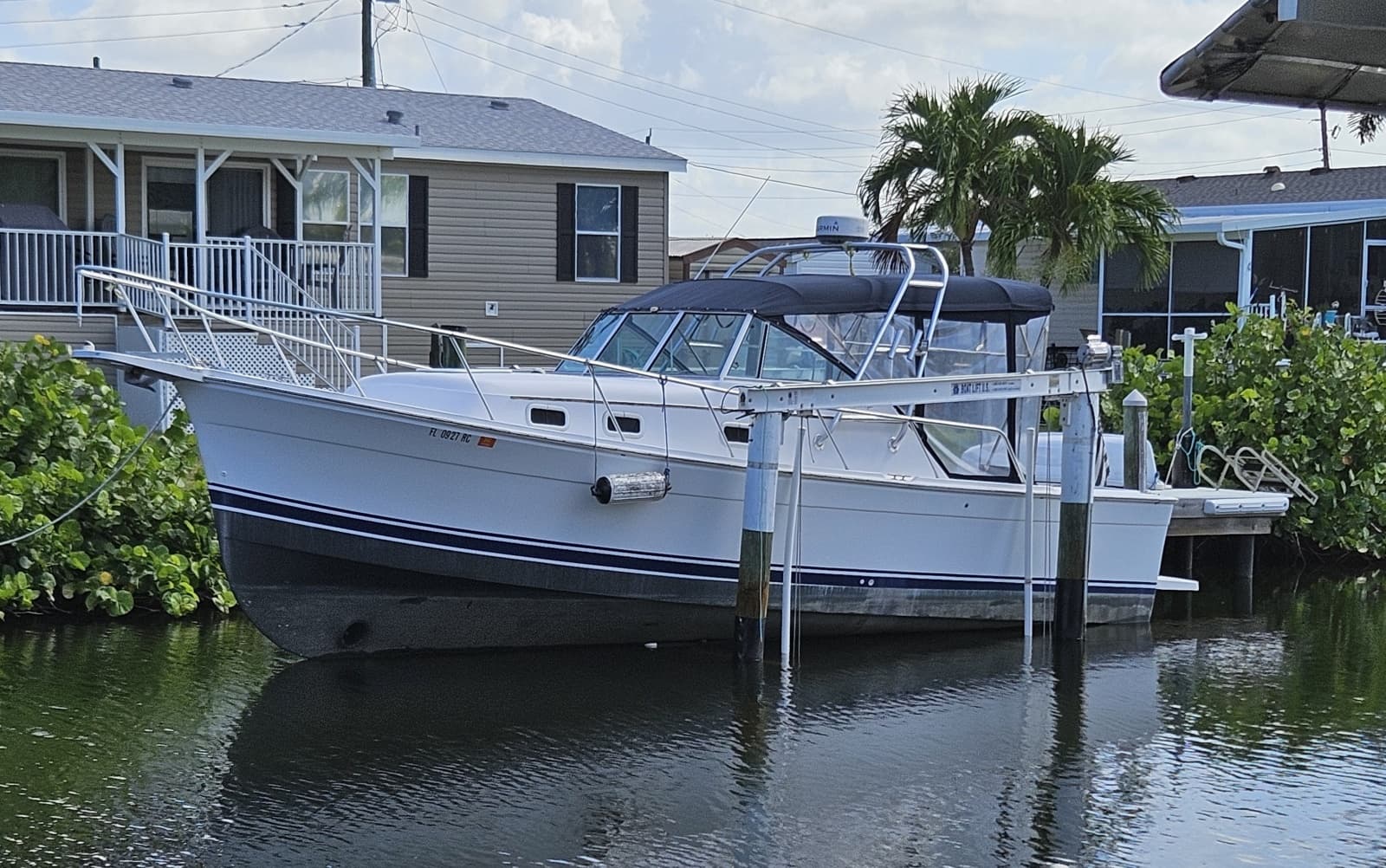 2000 Mainship Pilot 30 - Photo 2