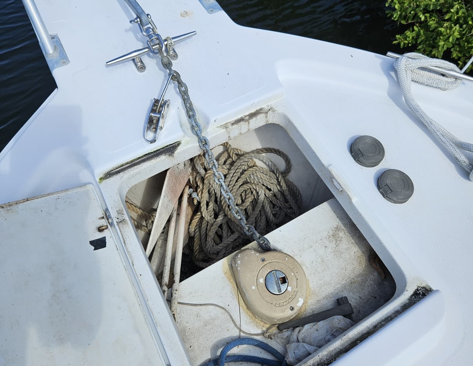 2000 Mainship Pilot 30 - Photo 6