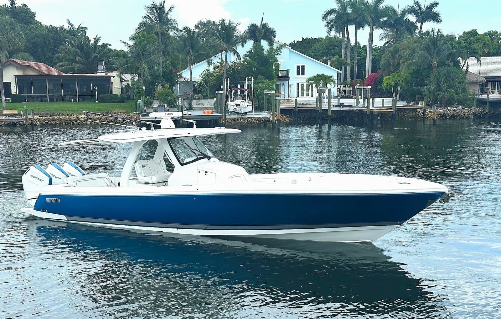 2025 Intrepid 375 Nomad - Photo 1
