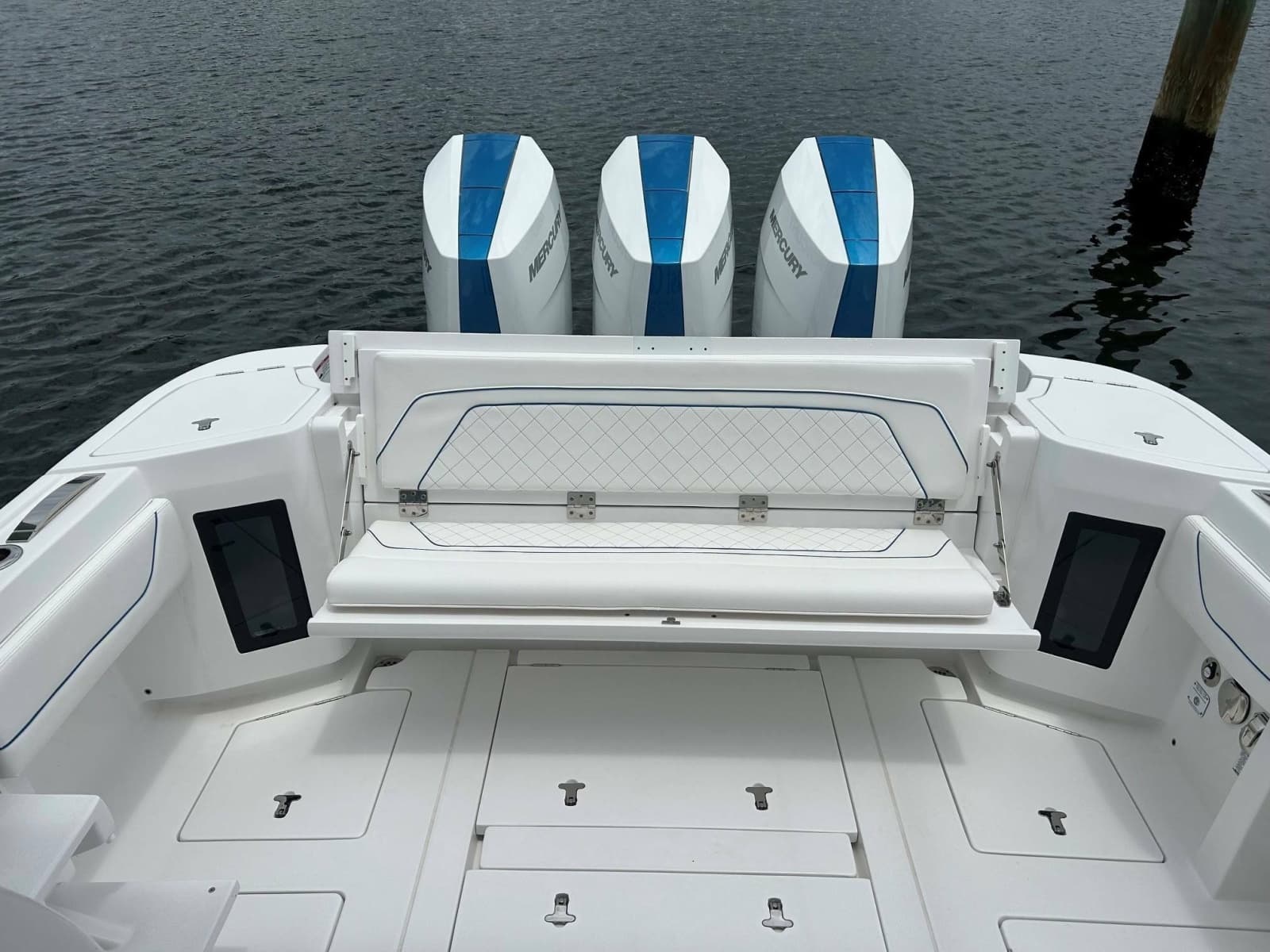 2025 Intrepid 375 Nomad - Photo 32