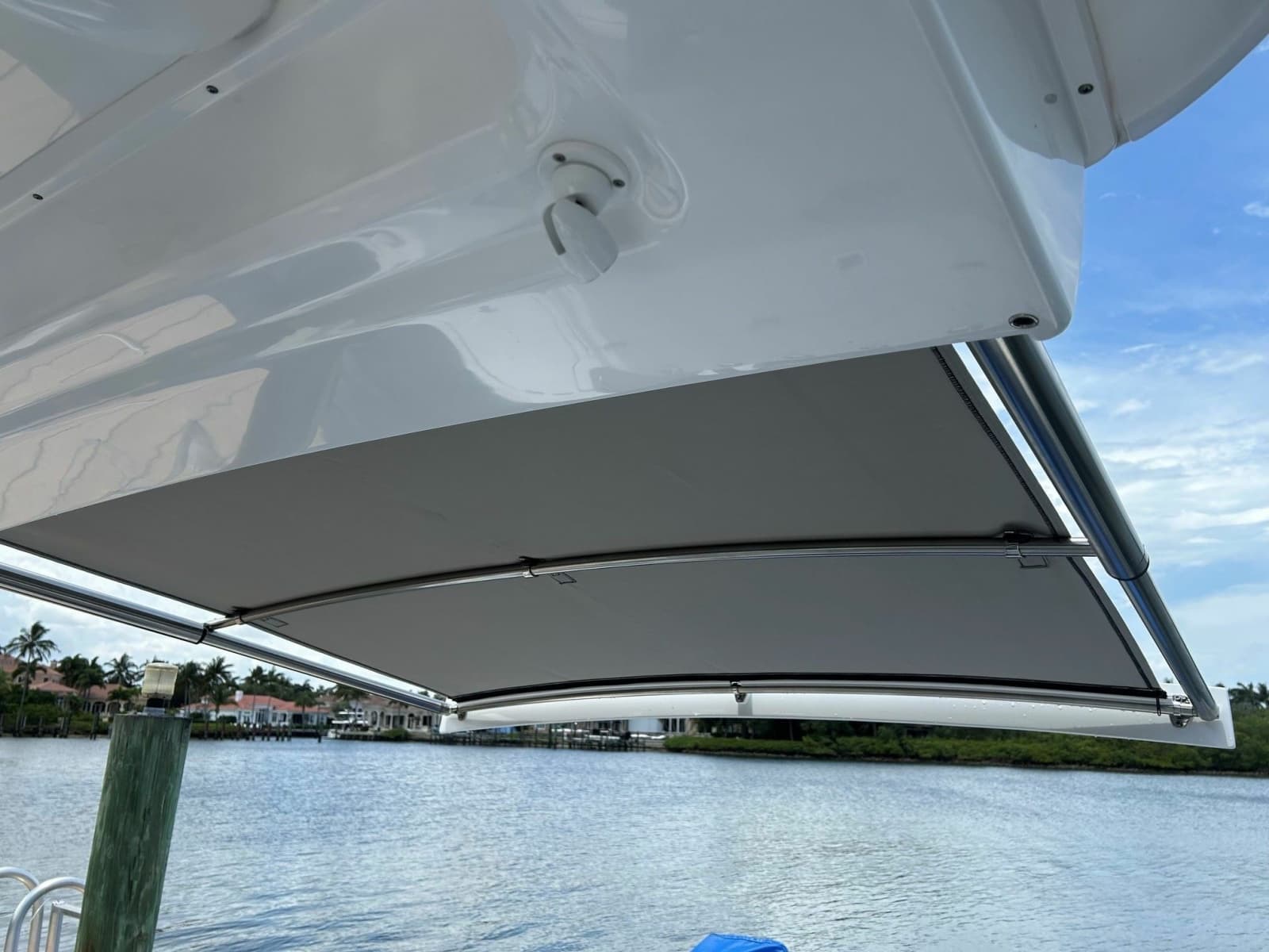 2025 Intrepid 375 Nomad - Photo 24