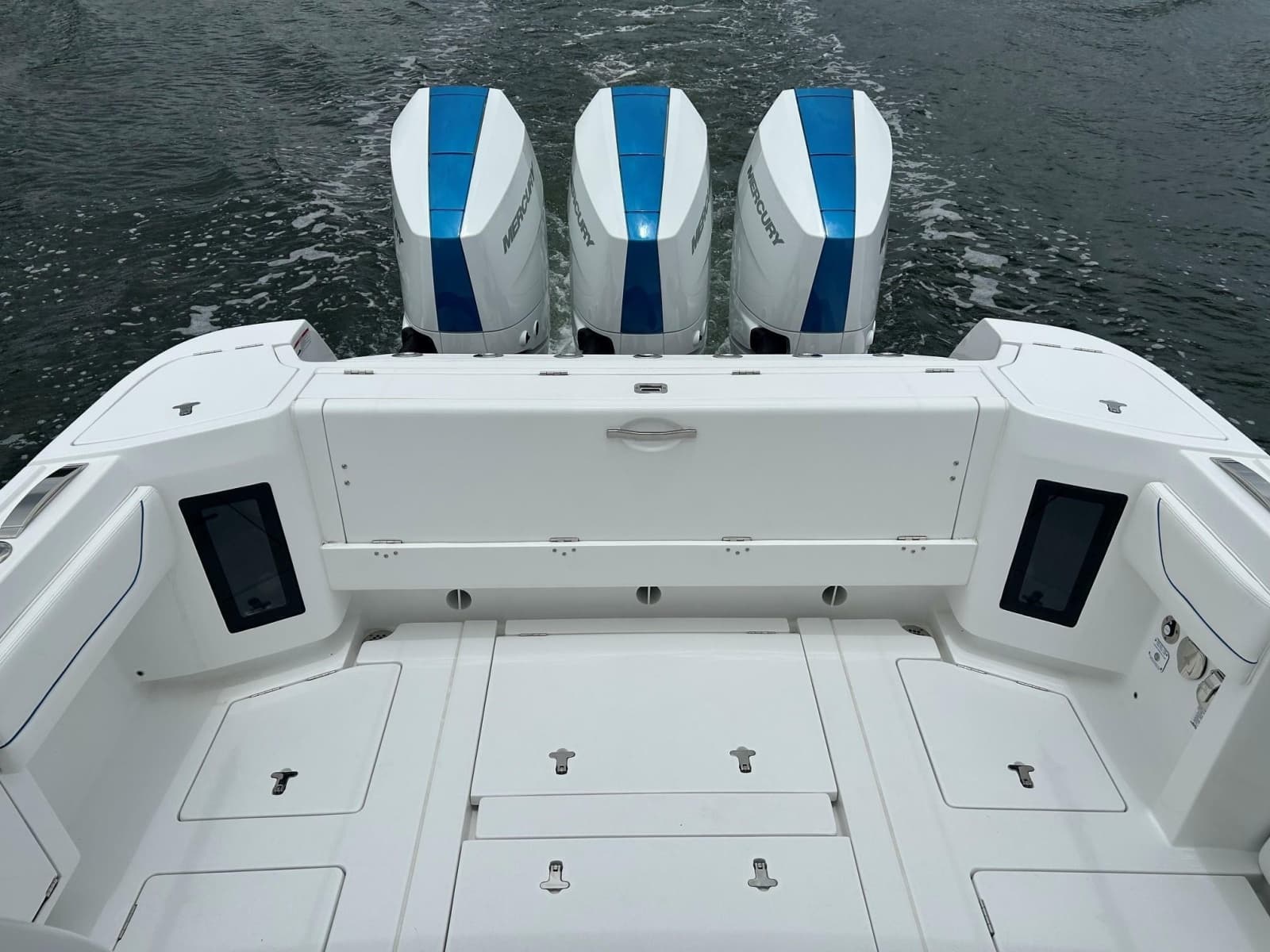 2025 Intrepid 375 Nomad - Photo 31