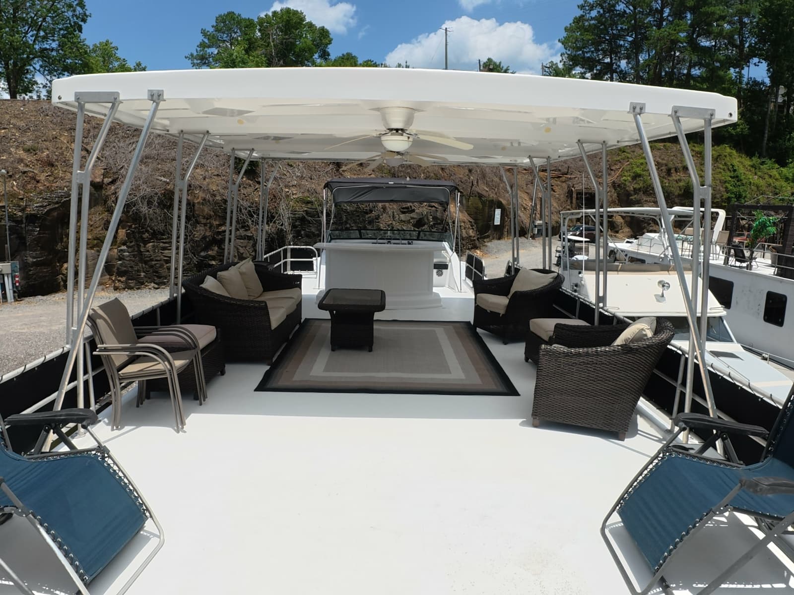 1996 Lakeview 14x56 houseboat - Photo 26