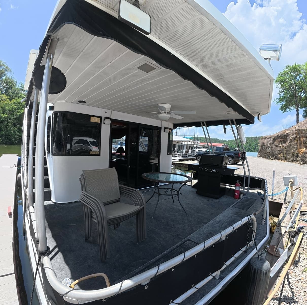1996 Lakeview 14x56 houseboat - Photo 7