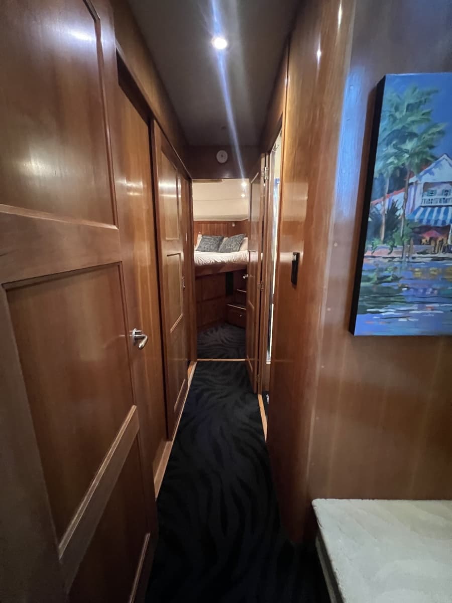 2007 Navigator 5400 - Photo 48