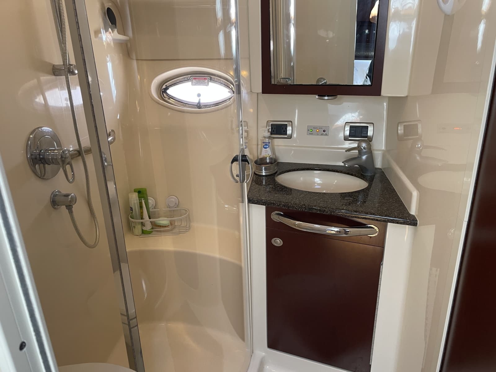 2007 Sea Ray 40MY - Photo 32