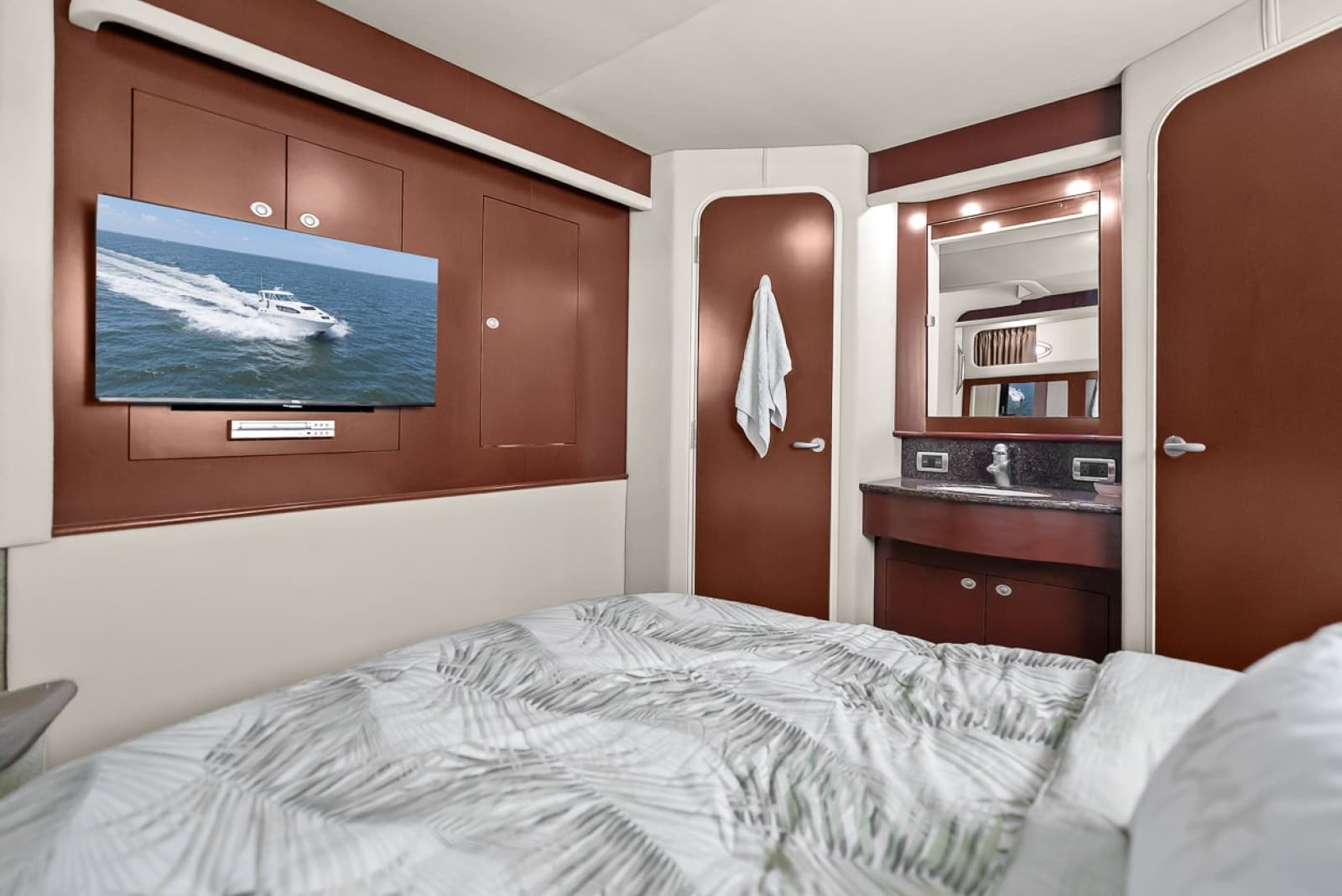2007 Sea Ray 40MY - Photo 7