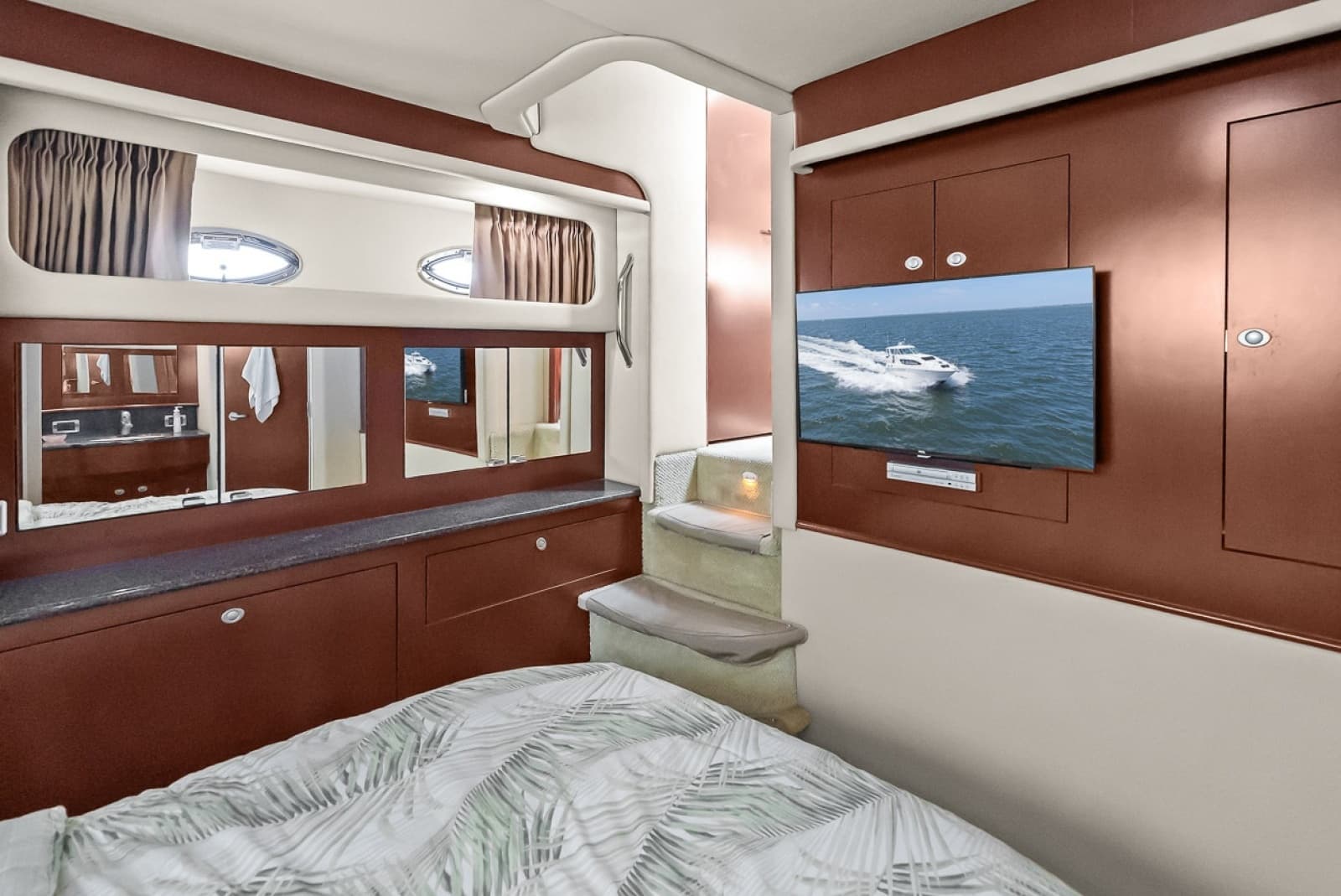 2007 Sea Ray 40MY - Photo 19
