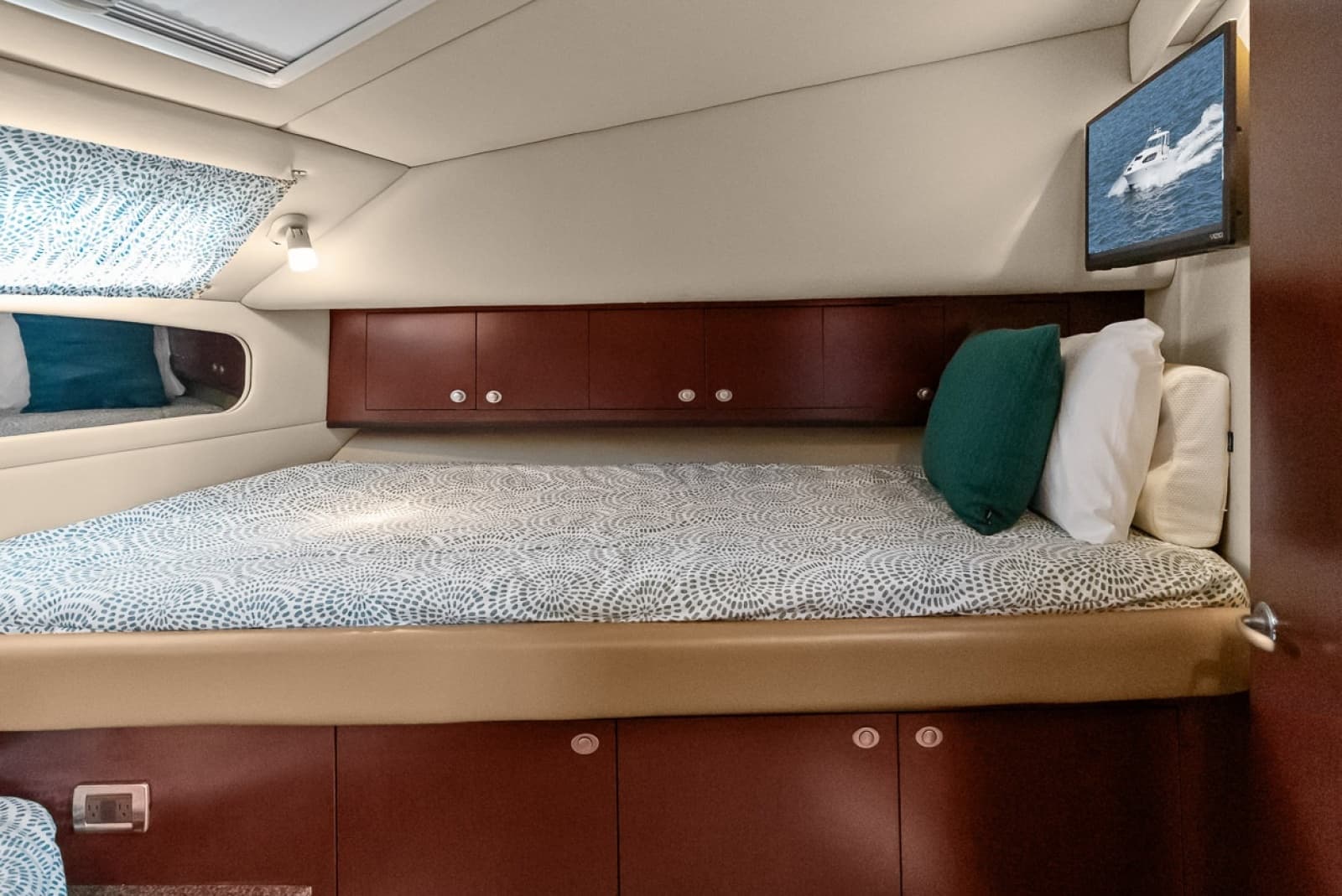 2007 Sea Ray 40MY - Photo 9