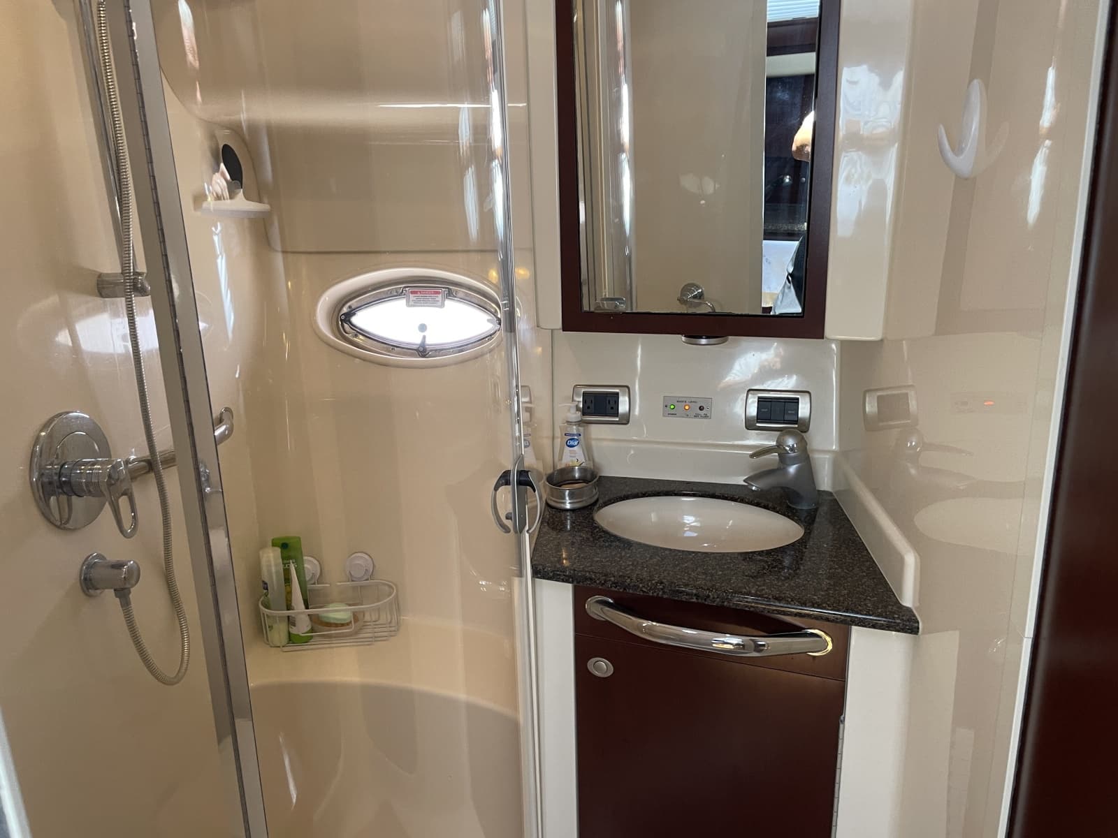 2007 Sea Ray 40MY - Photo 33