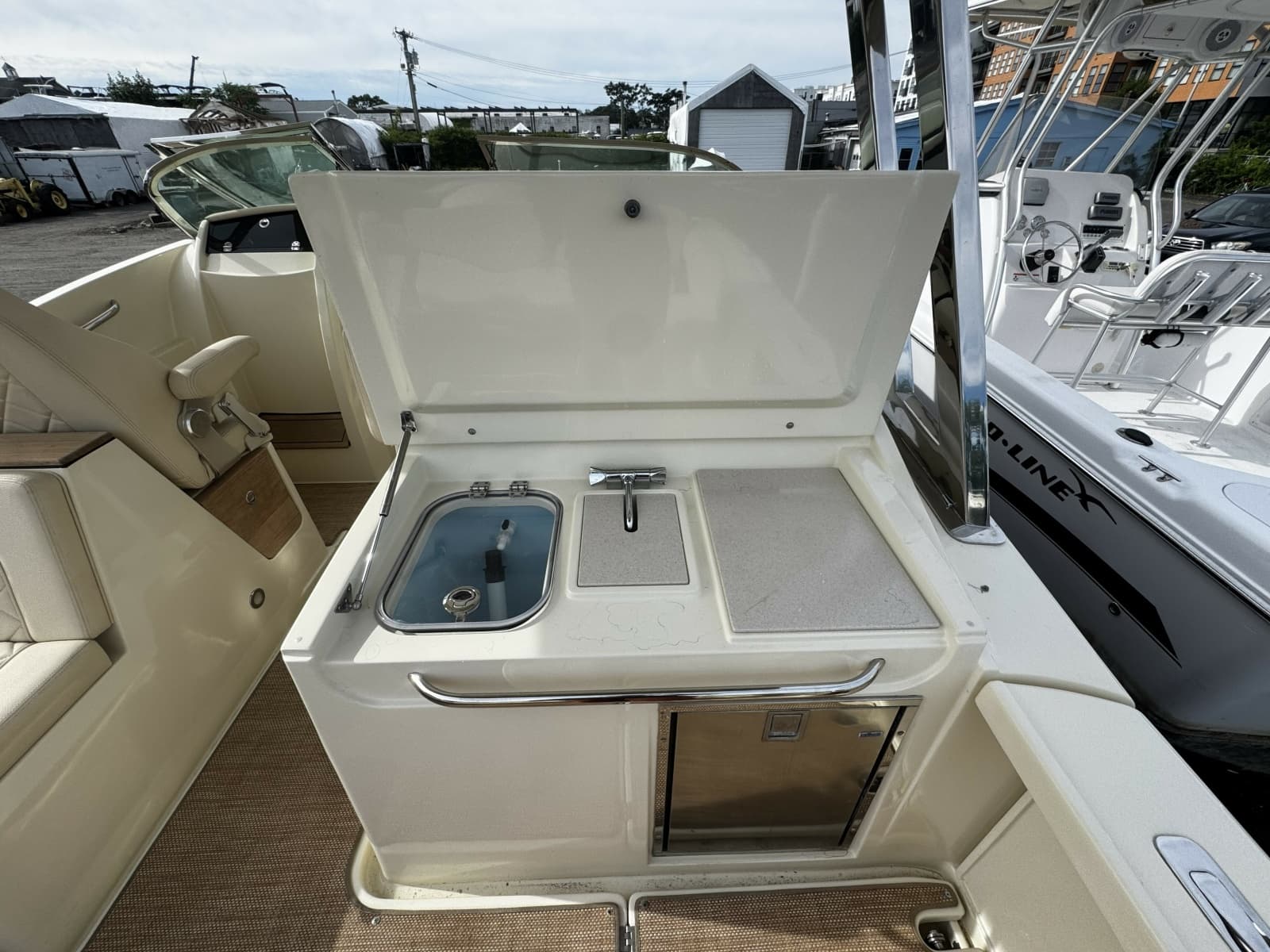 2018 Chris-Craft 30 Calypso - Photo 12