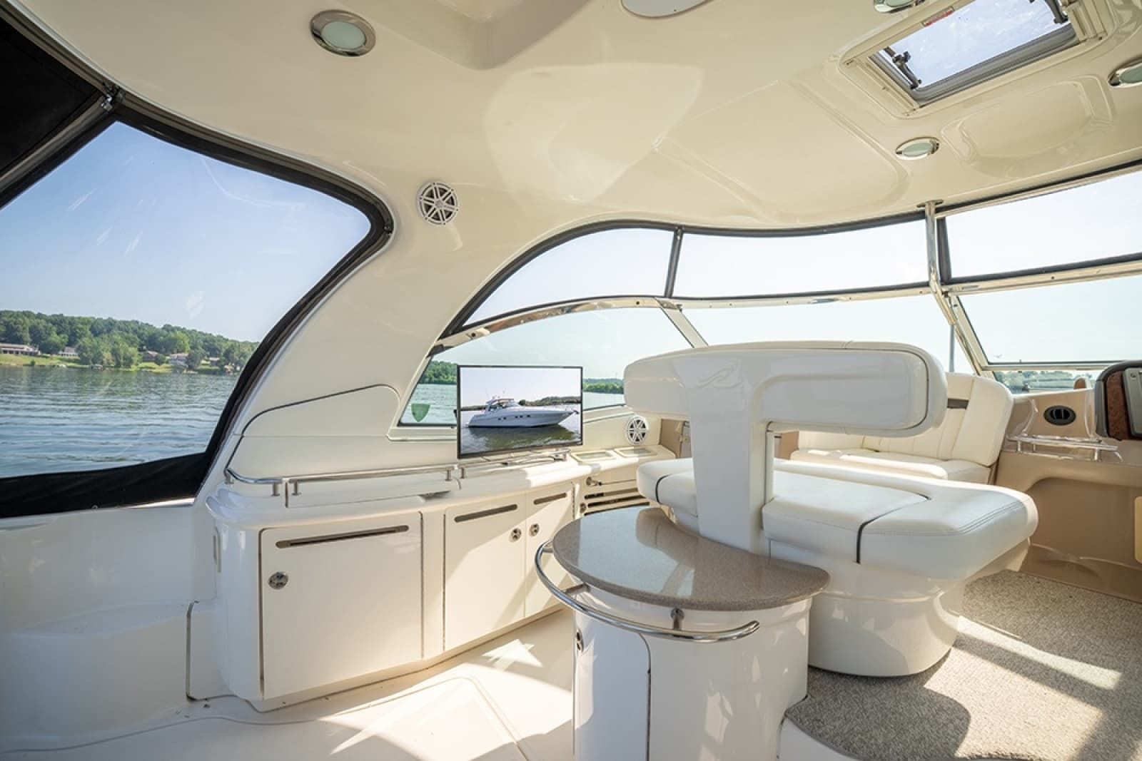 2003 Sea Ray 500 Sundancer - Photo 17