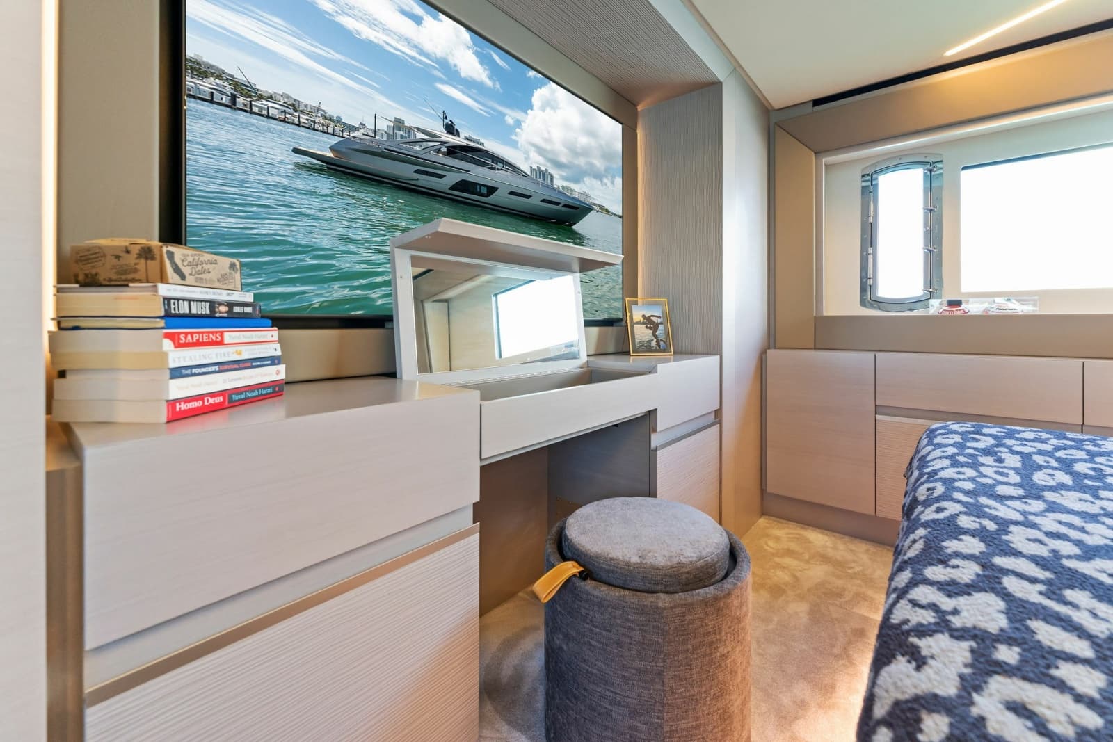 2022 Pershing 7X - Photo 49