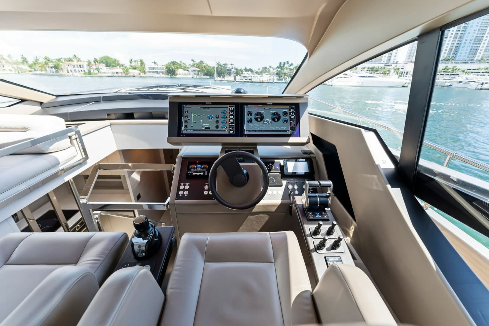2022 Pershing 7X - Photo 32