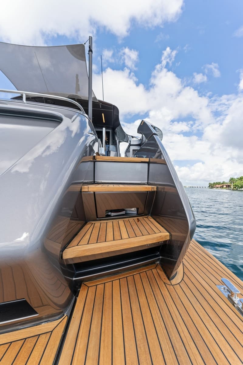 2022 Pershing 7X - Photo 12