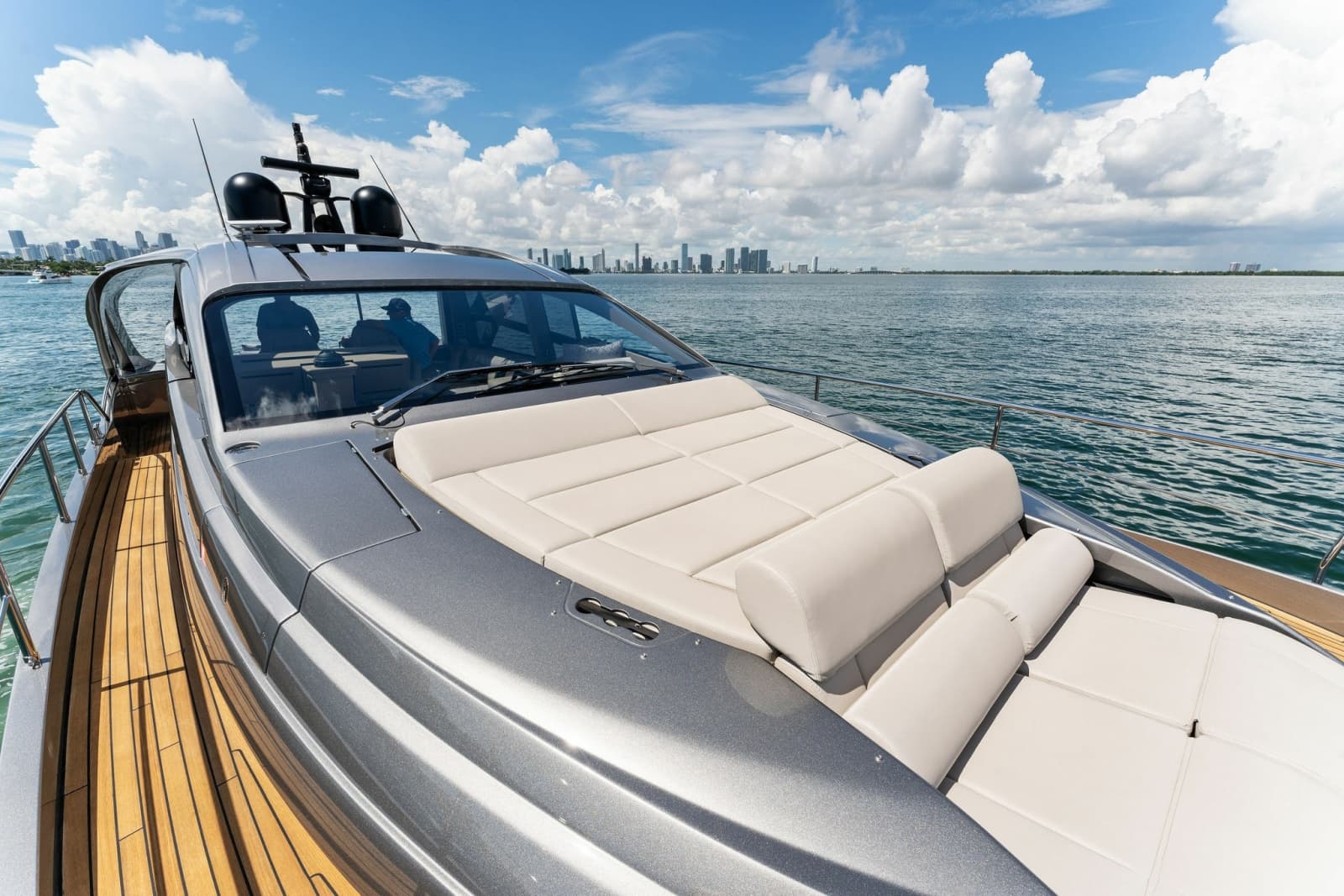 2022 Pershing 7X - Photo 21