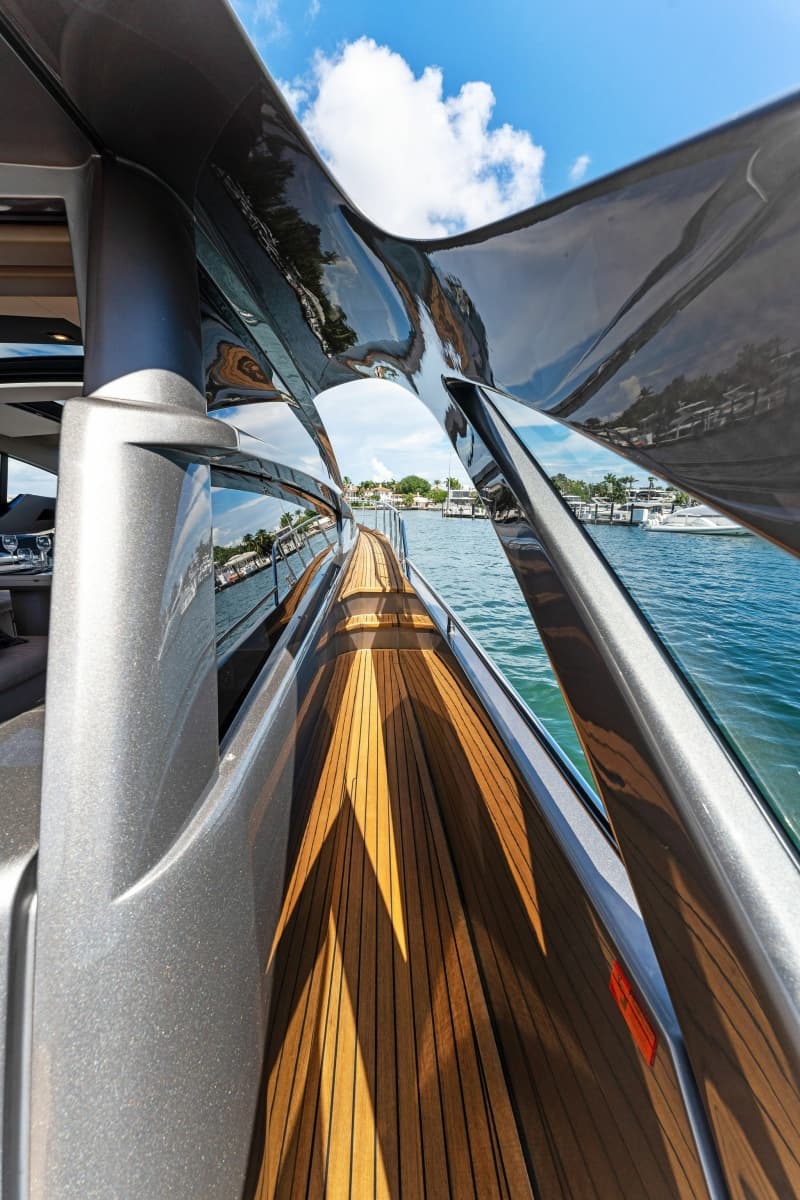 2022 Pershing 7X - Photo 20