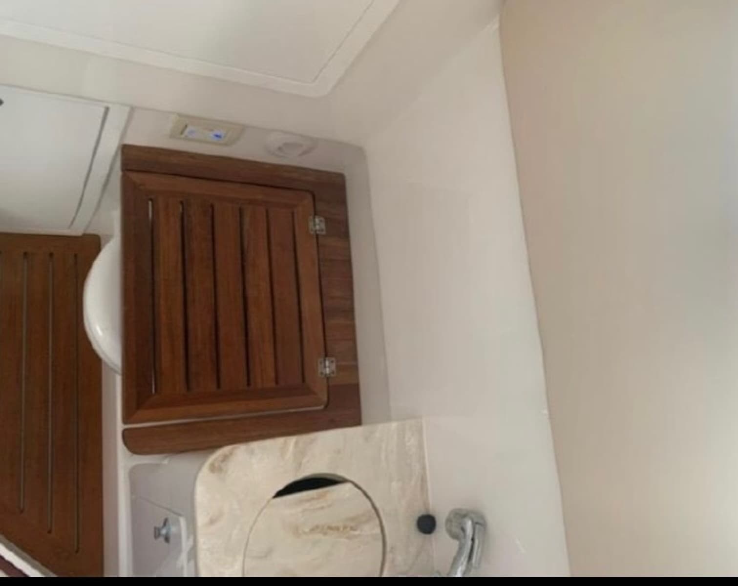 2018 Edgewater 370CC - Photo 11