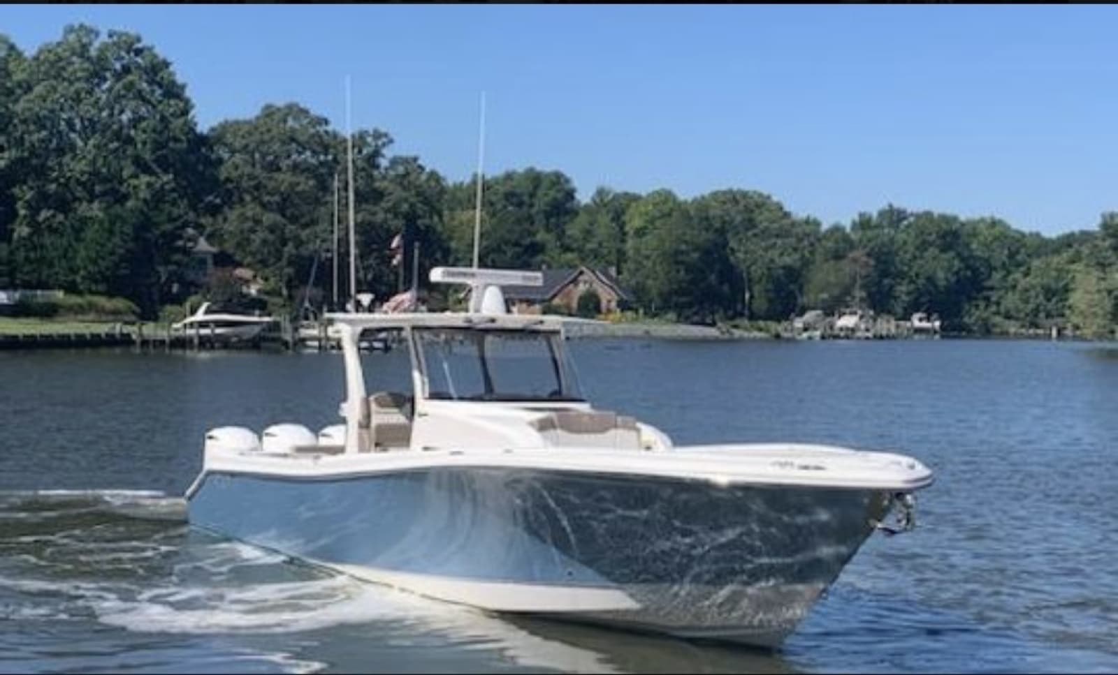 2018 Edgewater 370CC - Photo 17