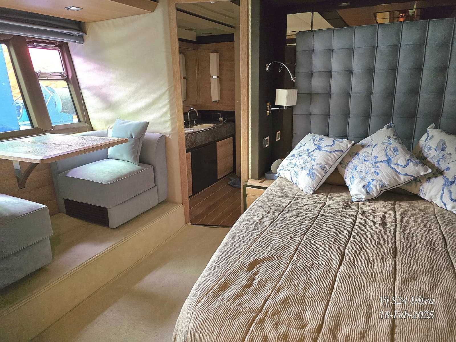 2011 Azimut 70 - Photo 19
