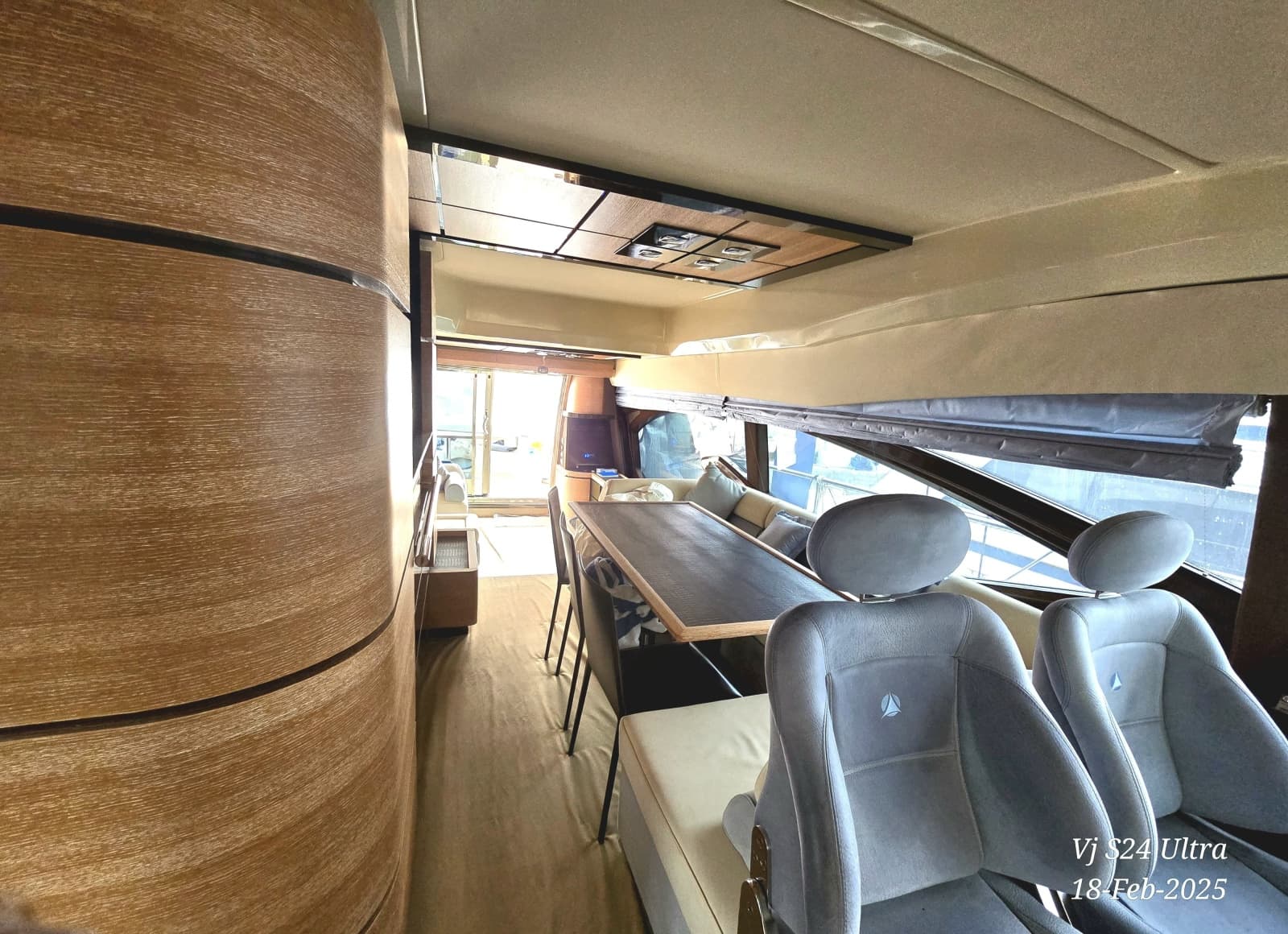 2011 Azimut 70 - Photo 25