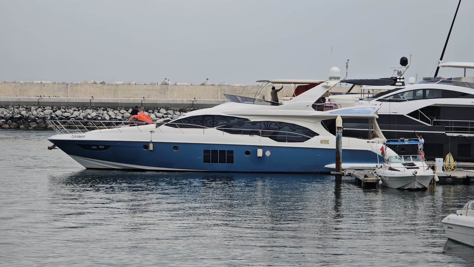 2011 Azimut 70 - Photo 33