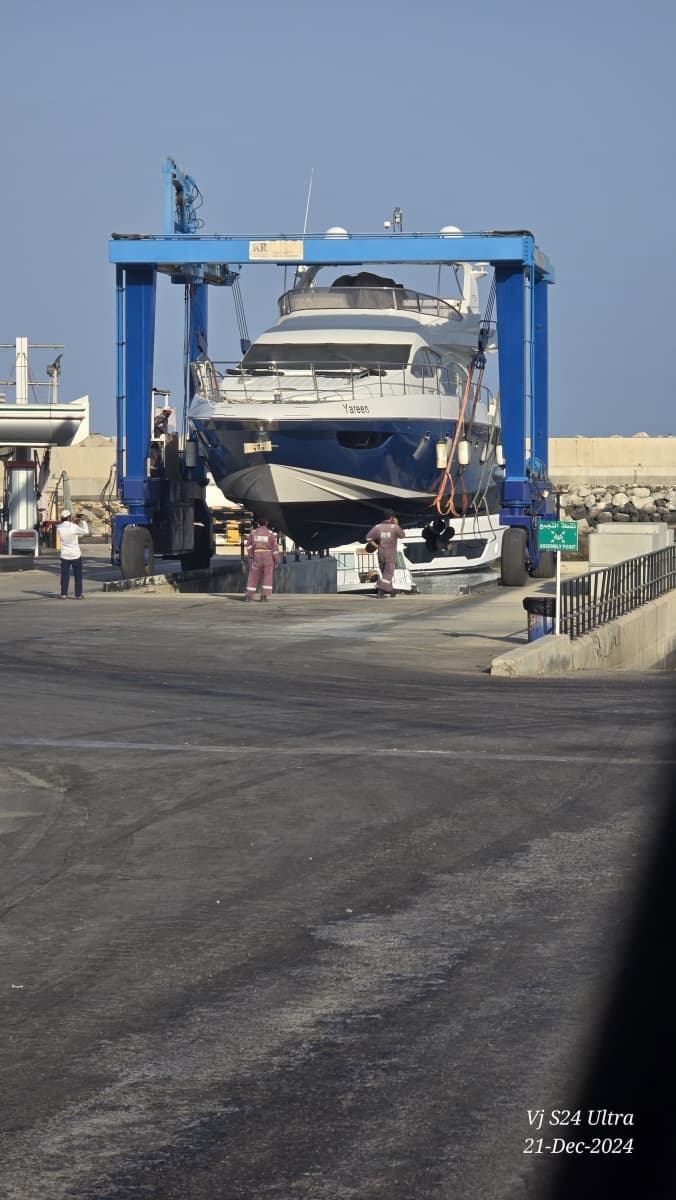 2011 Azimut 70 - Photo 44
