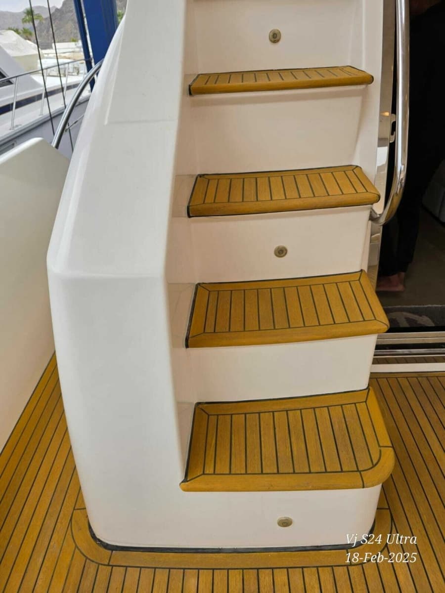 2011 Azimut 70 - Photo 49